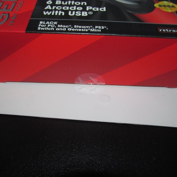 NEW RETRO BIT Sega Genesis 6 Button Controller with USB Wired Controller Switch - Picture 6 of 7